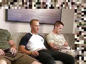 armée, orgie, amateur, gay, sexe-de-groupe, trio, ejaculation, militaire