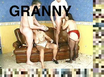 granny piss