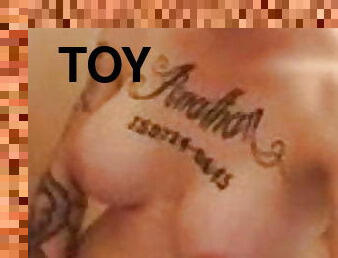 masturbacija, igračke, tetovaže