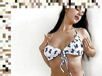 Katya Bouncing Her Tits in a Bikini