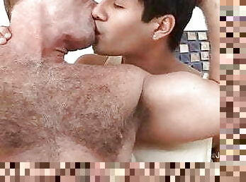 tasty Daddy drills twink