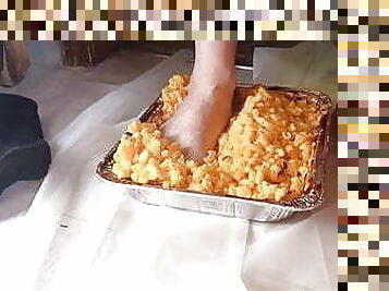 Macaroni and cheese feet