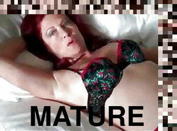 gros-nichons, mature, fellation, énorme-bite, milf, maman, ejaculation-interne, rousse, pute, cougar