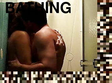 bañando, besando, americano, ducha