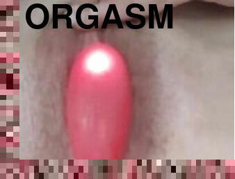 clitoris-bagian-atas-vagina-paling-sensitif, mastubasi, orgasme, vagina-pussy, mainan, italia