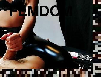 amador, brinquedo, hardcore, alemão, punheta, bdsm, colégio, fetiche, latex, dor