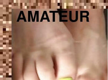 vieux, amateur, pieds, jeune-18, ejaculation, plus-agée, fétiche, solo, vieux-jeune, orteils