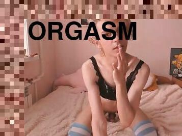 orgasme, ejaculation-sur-le-corps, gay, compilation, doigtage, ejaculation, mignonne, incroyable, solo