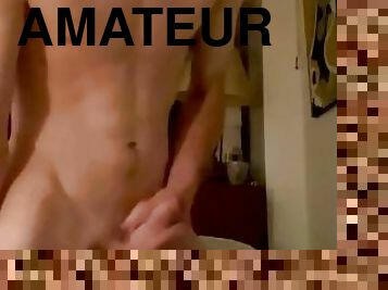 masturbation, amateur, ejaculation-sur-le-corps, énorme-bite, ados, gay, maison, branlette, française, secousses