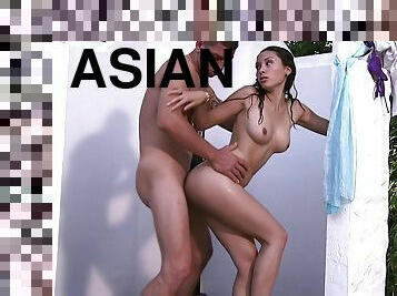 Wanita Tan In Asian Bitch Takes Penis In Rear - (huu)