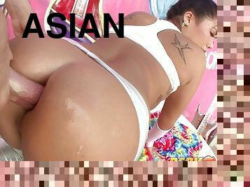 asiático, teta-grande, na-rua, anal, tiro-ao-alvo, pénis-grande, mulher-madura, duplo, facial, britânico