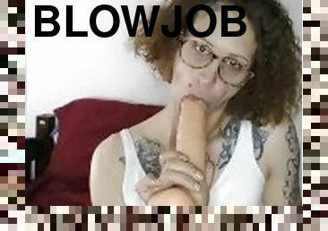 Tranny with dildo.????