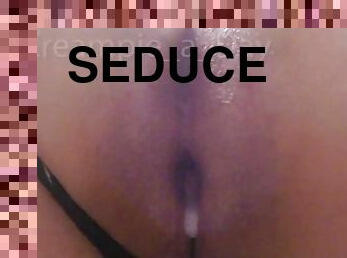 Slut seduces a stranger and gets a creampie