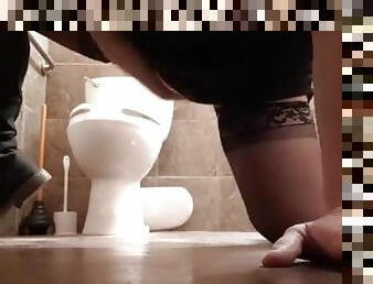 masturbation, orgasme, public, giclée, femme, amateur, mature, couple, toilette, solo