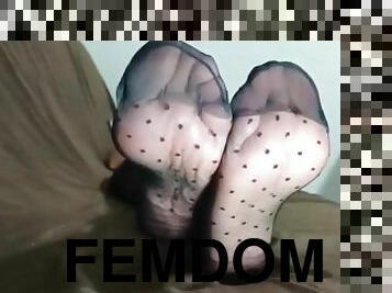 masturbation, ejaculation-sur-le-corps, pieds, secousses, bas, ejaculation, fétiche, femme-dominatrice, en-nylon