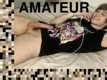 masturbation, amateur, ejaculation-sur-le-corps, gay, branlette, secousses, collège, ejaculation, solo, minet