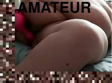 grosse, masturbation, chatte-pussy, amateur, jouet, belle-femme-ronde, solo, humide, taquinerie