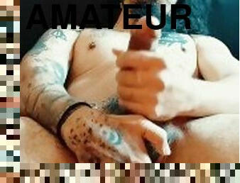 amateur, ejaculation-sur-le-corps, gay, maison, branlette, vintage, solo, tatouage, ours