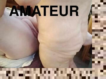 chatte-pussy, amateur, ejaculation-sur-le-corps, belle-femme-ronde, joufflue, ejaculation, petite, humide, petits-seins