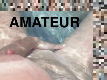 gros-nichons, masturbation, amateur, milf, maison, secousses, point-de-vue, petite-amie, solo, jacuzzi