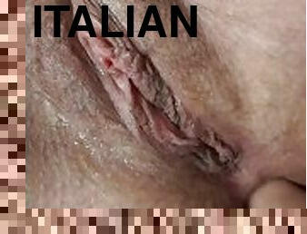 Troia Italiana che si fa sborrare in bocca ???? POV ???? Italian slut getting cum in her mouth