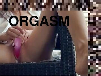 gros-nichons, masturbation, orgasme, chatte-pussy, babes, jouet, ejaculation, horny, coquine, seins