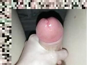 HUGE CUMSHOT AT NIGHT