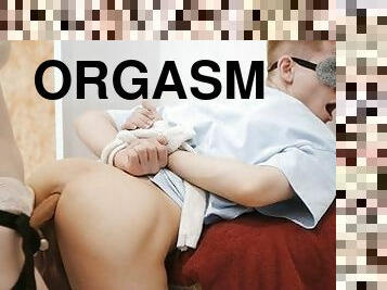 orgasme, gode-ceinture, anal, esclave, ejaculation, pute, gode, maîtresse, virgin, domination