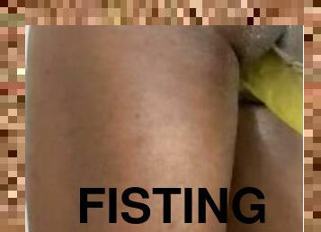 fisting, masturbação, mijando, amador, anal, ébona, brinquedo, penetração-de-braço, dildo, sozinho