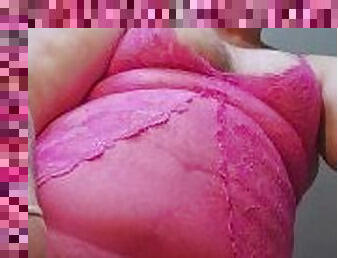 Chub jerks off and cums in pink lingerie