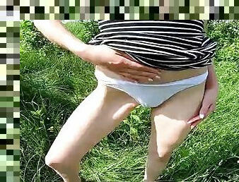 en-plein-air, chatte-pussy, amateur, ejaculation-sur-le-corps, ados, hardcore, branlette, point-de-vue, culotte, ejaculation