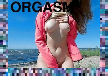 masturbation, nudiste, orgasme, en-plein-air, public, amateur, ados, plage