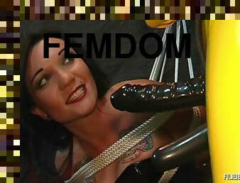 cul, gros-nichons, orgasme, gode-ceinture, lesbienne, milf, hardcore, allemand, bdsm, esclave