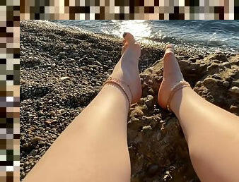 en-plein-air, amateur, milf, plage, pieds, point-de-vue, fétiche, solo, maîtresse, orteils