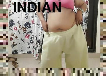 Indian Desi Bhabhi Getting Horny For Her Sex Night