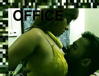 Desi Hot Malkin Has Sex With Office Employee! Dirty Audio