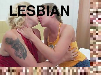 batran, matura, lesbiana, ciorapi, tanar18, blonda, mai-batran, batran-si-tanara, tatuaj