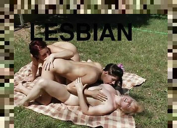 batran, in-afara, amatori, matura, lesbiana, sex-in-trei, tanar18, blonda, mai-batran, gradina