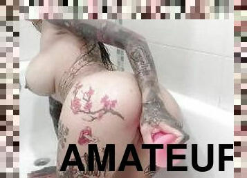 gros-nichons, masturbation, orgasme, amateur, anal, jouet, bout-a-bout, solo, brunette, tatouage