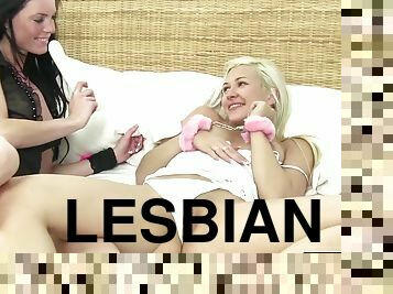 lesbietės, bdsm, jaunimas-18, raiščiai