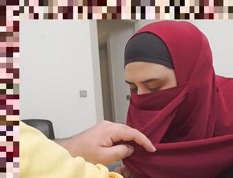 Public Cock Flash! Naive Muslim teen in hijab caught me masturbating in the car in a hospital waiting room