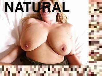 Big Beautiful Women Big Natural Boobs Blond mommy
