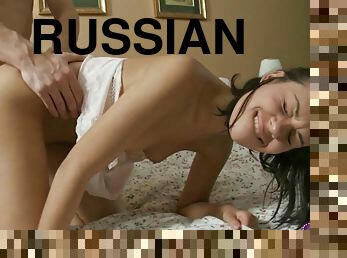 levrette, russe, étudiante, anal, ejaculation-sur-le-corps, énorme-bite, ados, hardcore, pornstar, jeune-18