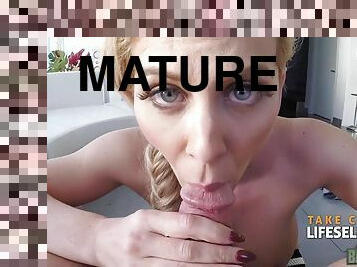 culi, tettone, maturi, pompini, eruzioni-di-sperma, mammine-mature, hardcore, pornostar, mamme, spruzzi-di-sperma