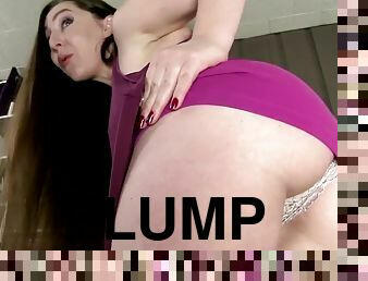 Funny plumper shows her ass