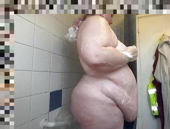 FATTY IN SHOWER