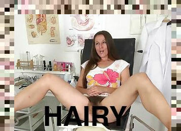 Valentina Ross Shows Her Hairy Pussy to Doctor