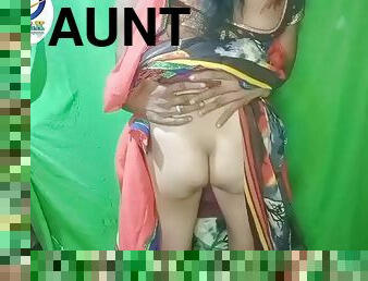 Desi village aunty ji ko Gand ki doggy style me chudai dhamakedar