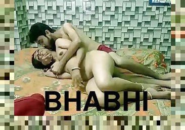 New naveli hot bhabhi ne chupke se dewar ji ka land liya