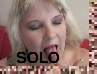 Bbw solo